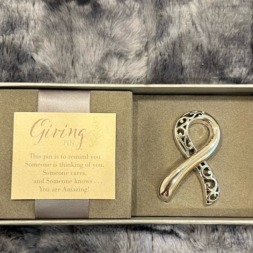 Silver Ribbon Giving Pin